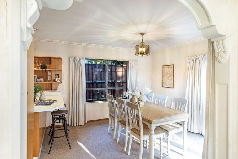 Photo of property in 6 Huntington Lane, West End, Palmerston North, 4410