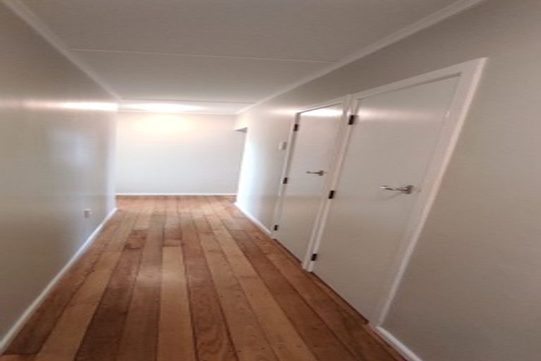 Photo of property in 19 Kayes Road, Pukekohe, 2120