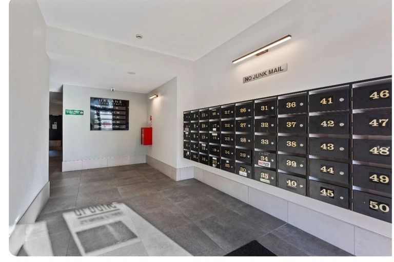 Photo of property in Urbane Apartments, 30/29 Webb Street, Mount Cook, Wellington, 6011