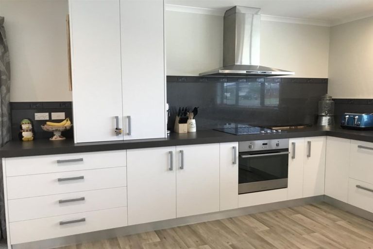 Photo of property in 35 Hamlet Street, Stratford, 4332