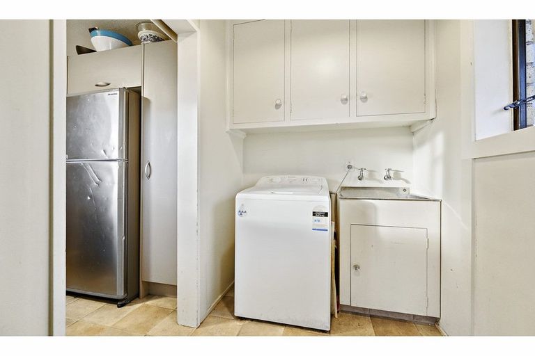 Photo of property in 181 Wilsons Road South, Saint Martins, Christchurch, 8022