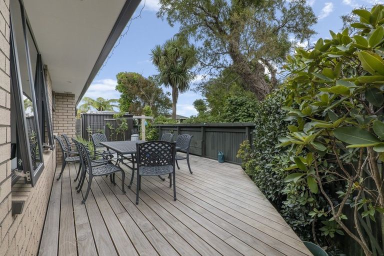 Photo of property in 14a Tukapa Street, Westown, New Plymouth, 4310