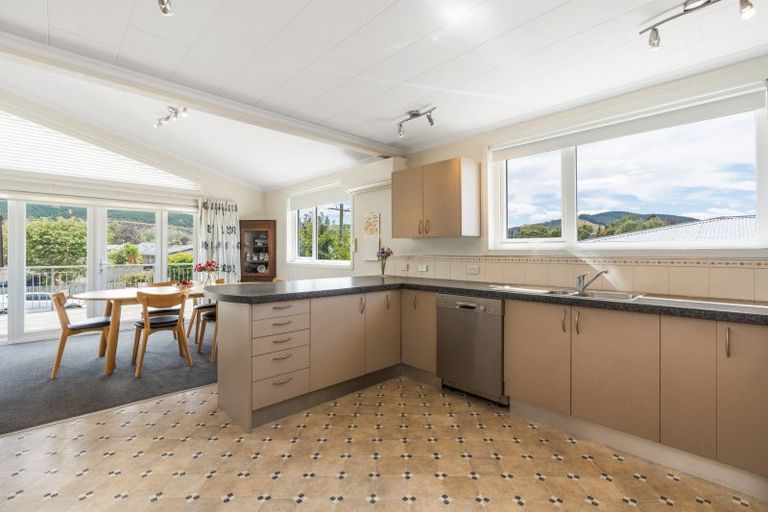Photo of property in 29 Beaumaris Street, Outram, 9019