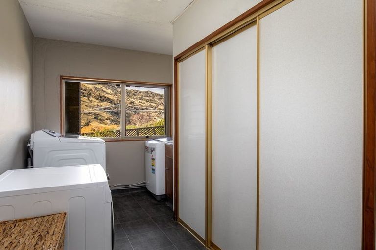 Photo of property in 5 Teviot Street, Roxburgh, 9500