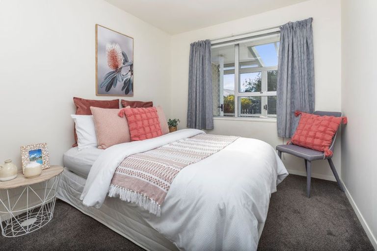 Photo of property in 24 Thompsons Road, Belfast, Christchurch, 8051