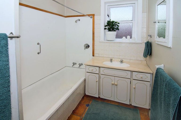 Photo of property in 51 Masters Crescent, Masterton, 5810