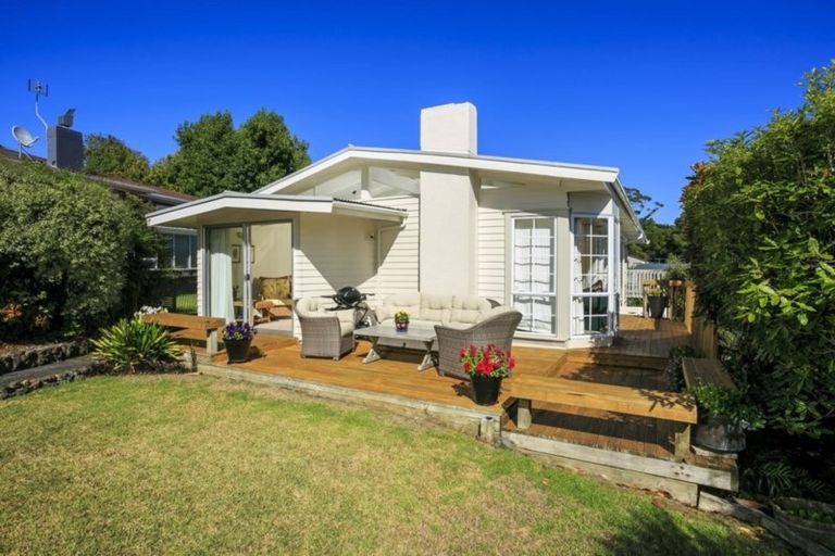 Photo of property in 7 Tilden Avenue, Hillcrest, Auckland, 0627