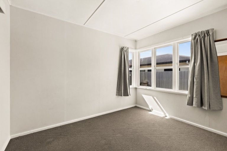 Photo of property in 64 Bill Hercock Street, Pirimai, Napier, 4112