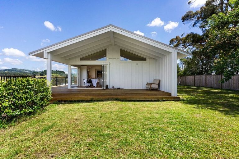 Photo of property in 170 Mullins Road, Ardmore, Papakura, 2582