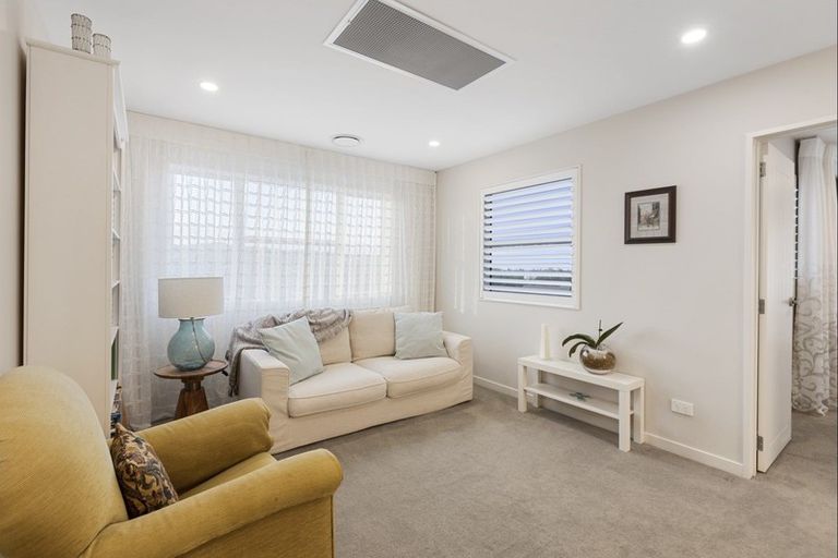 Photo of property in 3 Paige Road, Orewa, 0931