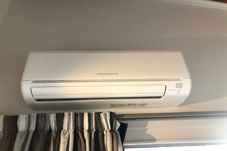 Photo of property in 3/37 Singers Road, Korokoro, Lower Hutt, 5012