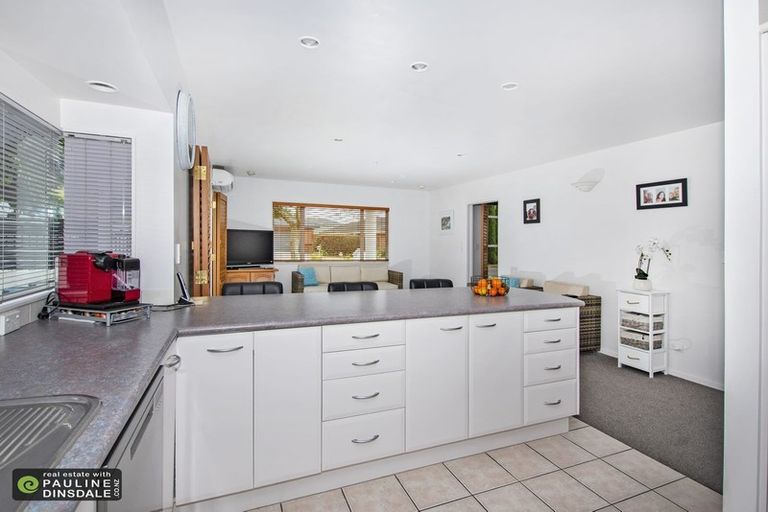 Photo of property in 2 Oxford Avenue, Te Kamo, Whangarei, 0112