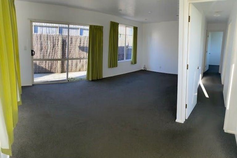 Photo of property in 24 Ellesmere Place, Oceanview, Timaru, 7910