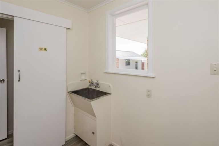 Photo of property in 21 Meadowvale Drive, Levin, 5510