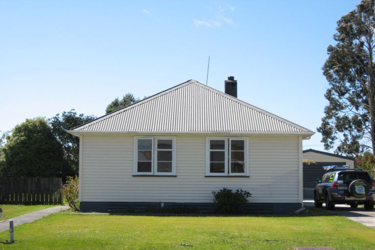 Photo of property in 11 Scanlon Place, Westport, 7825