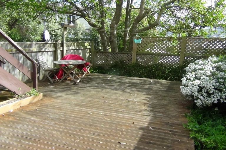 Photo of property in 86 Roxburgh Street, Mount Victoria, Wellington, 6011