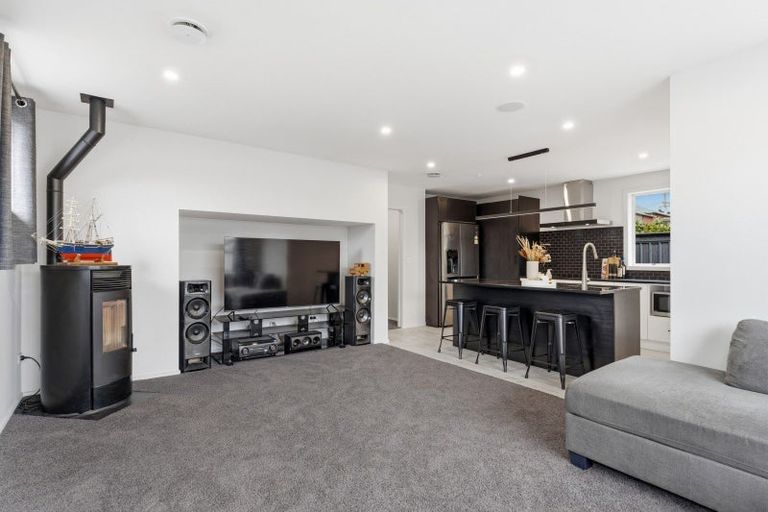 Photo of property in 23 Watson Street, Green Island, Dunedin, 9018