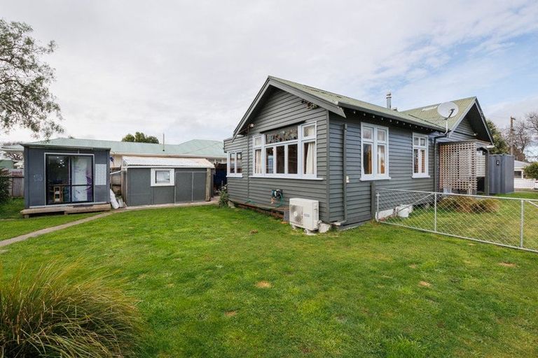 Photo of property in 42 Harris Street, Marton, 4710