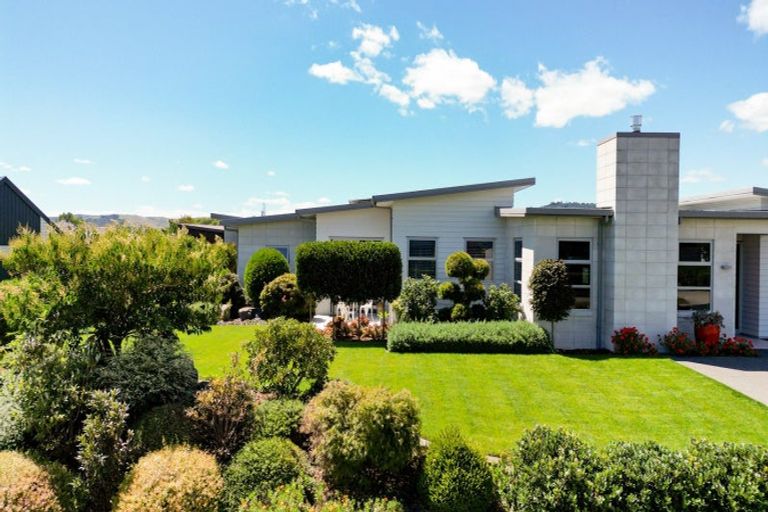 Photo of property in 4 Kotare Grove, Cambridge, 3434