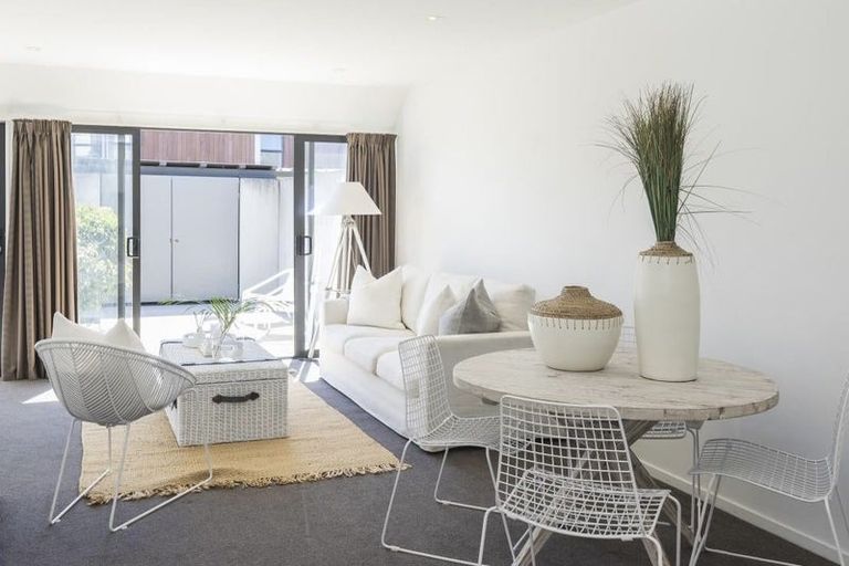 Photo of property in 8/20 North Avon Road, Richmond, Christchurch, 8013