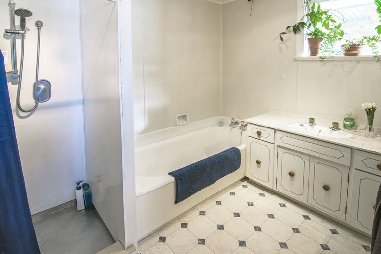 Photo of property in 11 Huia Street, Masterton, 5810