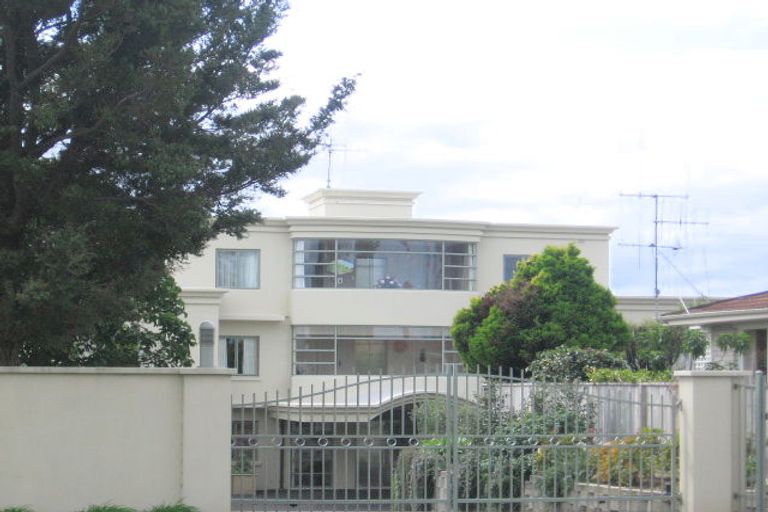 Photo of property in 1/8 Hinewa Road, Otumoetai, Tauranga, 3110