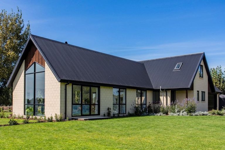Photo of property in 13 Orbiter Drive, Ohoka, Kaiapoi, 7692