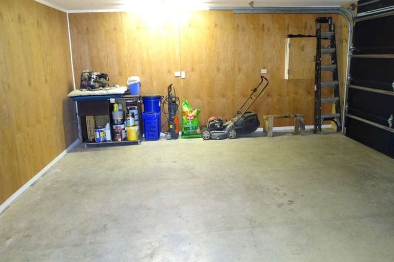 Photo of property in 13 Perth Street, Levin, 5510