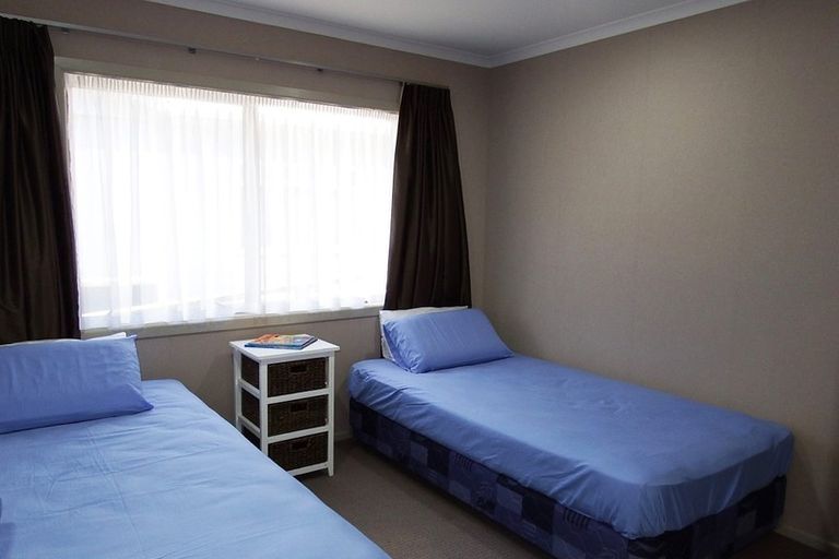 Photo of property in 13 Craig Street, Stratford, 4332