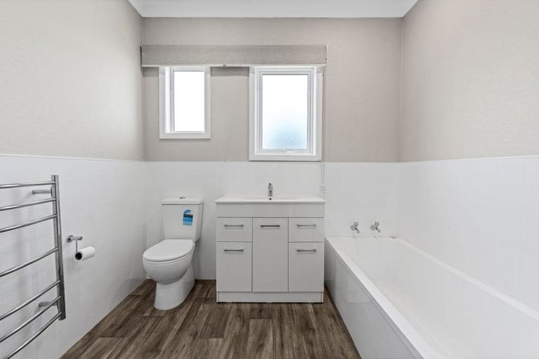 Photo of property in 4 Shelduck Road, 9371