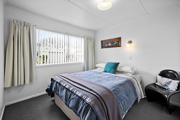 Photo of property in 15 Pukatea Street, Inglewood, 4330