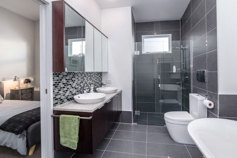 Photo of property in 56b Mcmaster Street, Greytown, 5712