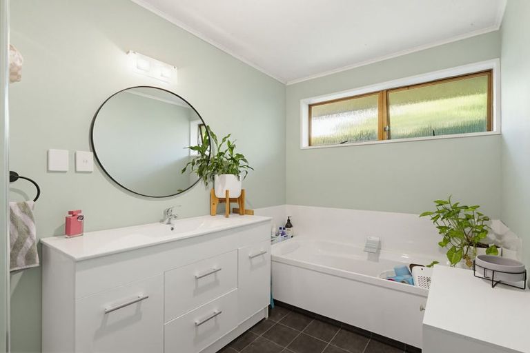 Photo of property in 20 Caernarvon Drive, Flaxmere, Hastings, 4120