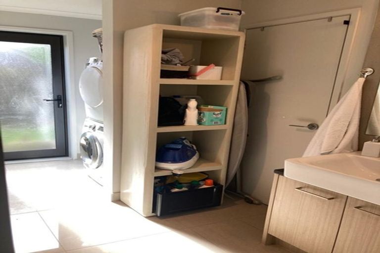 Photo of property in 9 Hirimate Place, Flat Bush, Auckland, 2019
