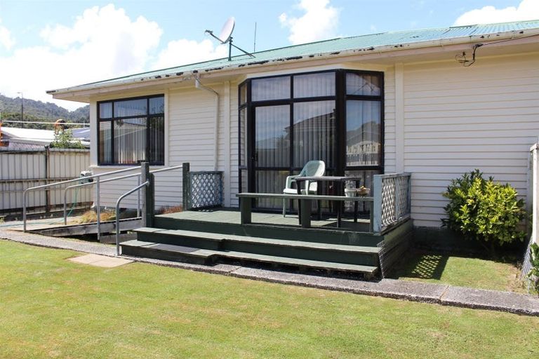 Photo of property in 59 Marlborough Street, Greymouth, 7805