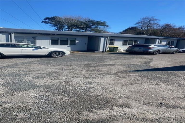 Photo of property in 40a-b Belt Road, Moturoa, New Plymouth, 4310