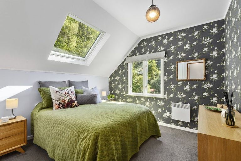 Photo of property in 57 Garden Road, Northland, Wellington, 6012