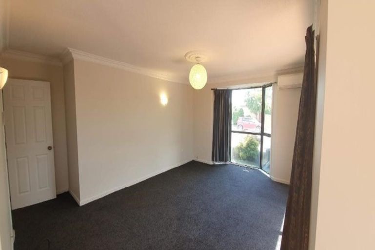 Photo of property in 1/18 Division Street, Riccarton, Christchurch, 8041