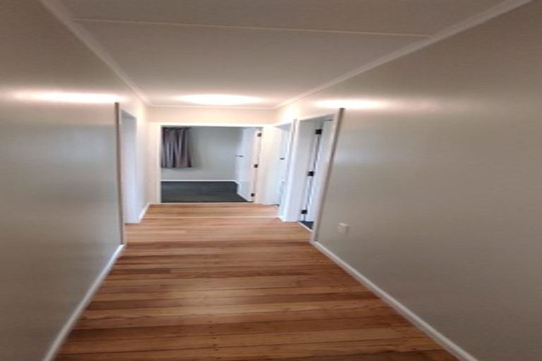 Photo of property in 19 Kayes Road, Pukekohe, 2120