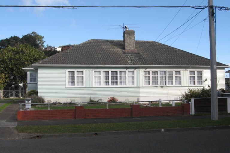 Photo of property in 14 Pilcher Crescent, Naenae, Lower Hutt, 5011