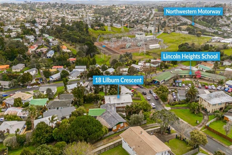 Photo of property in 18 Lilburn Crescent, Massey, Auckland, 0614