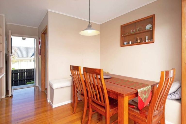 Photo of property in 7 Wanaka Place, Pakuranga Heights, Auckland, 2010