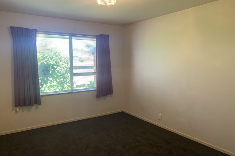 Photo of property in 2 Mcleish Lane, Spreydon, Christchurch, 8024