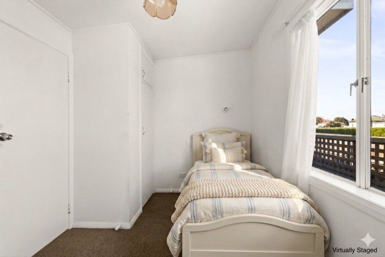 Photo of property in 901 Heretaunga Street East, Parkvale, Hastings, 4122