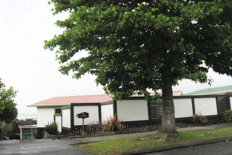Photo of property in 9 Harbour View Road, Onerahi, Whangarei, 0110