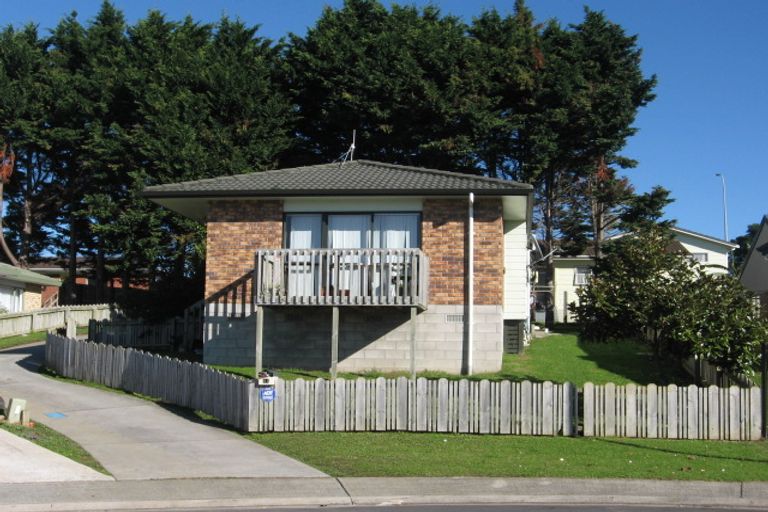 Photo of property in 21 Castlefinn Drive, Weymouth, Auckland, 2103