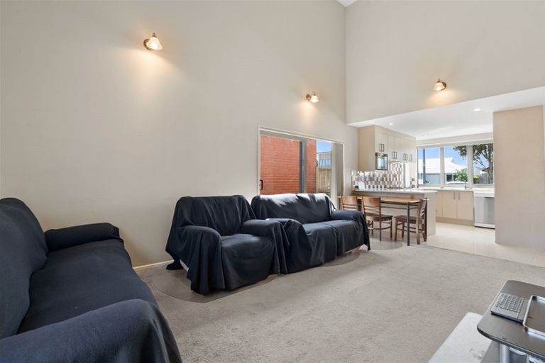 Photo of property in 7 Takahe Avenue, Takanini, 2112