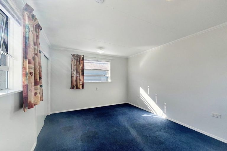 Photo of property in 17 Harpham Street, Taradale, Napier, 4112