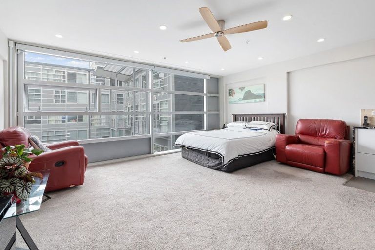 Photo of property in St Pauls Apartments, 70/43u Mulgrave Street, Thorndon, Wellington, 6011