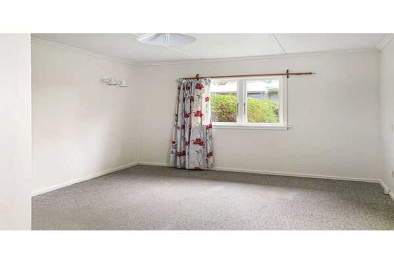 Photo of property in 93 Macarthur Street, Levin, 5510